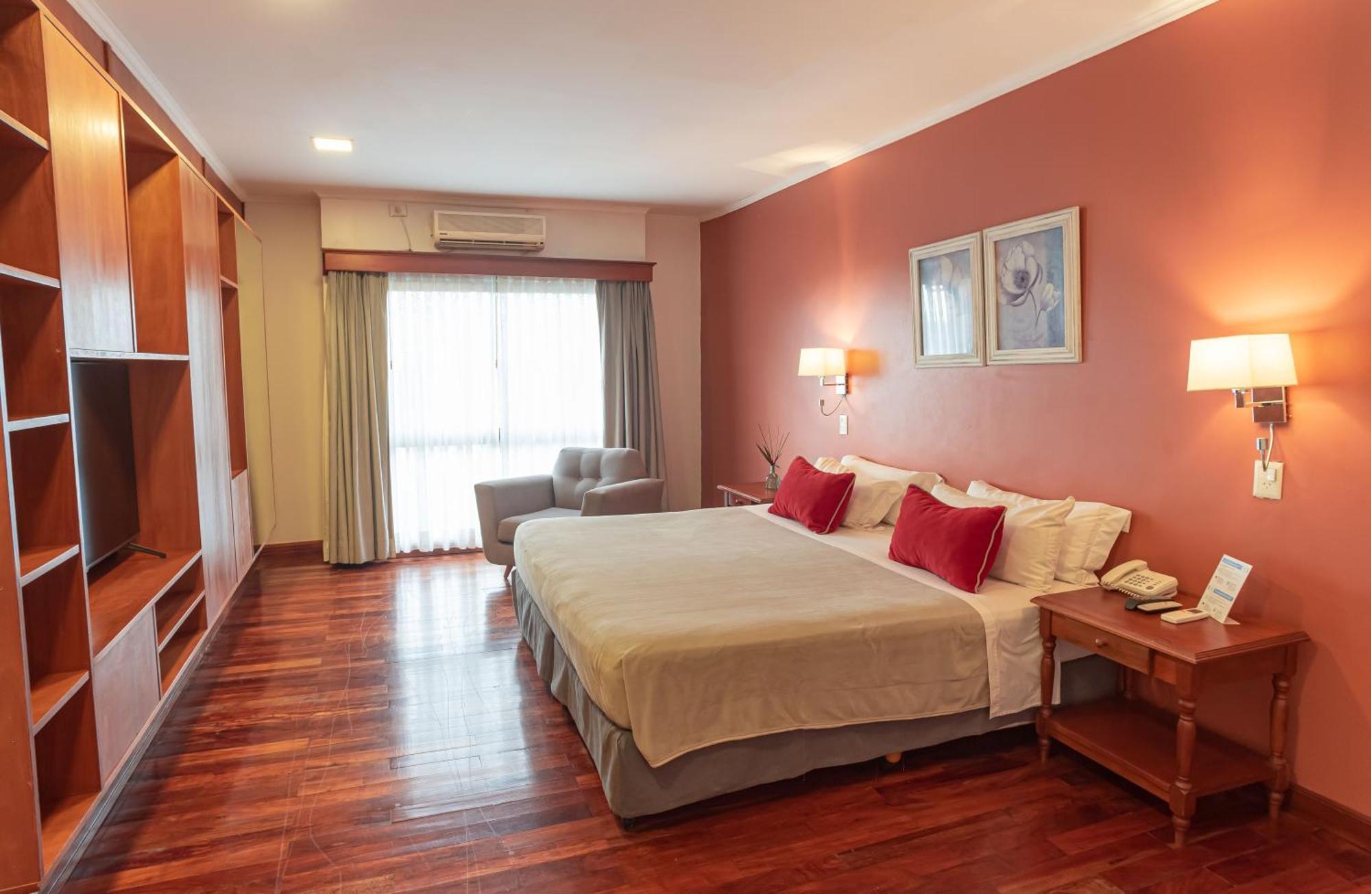 Hotel Saint George Puerto Iguazú Exteriör bild
