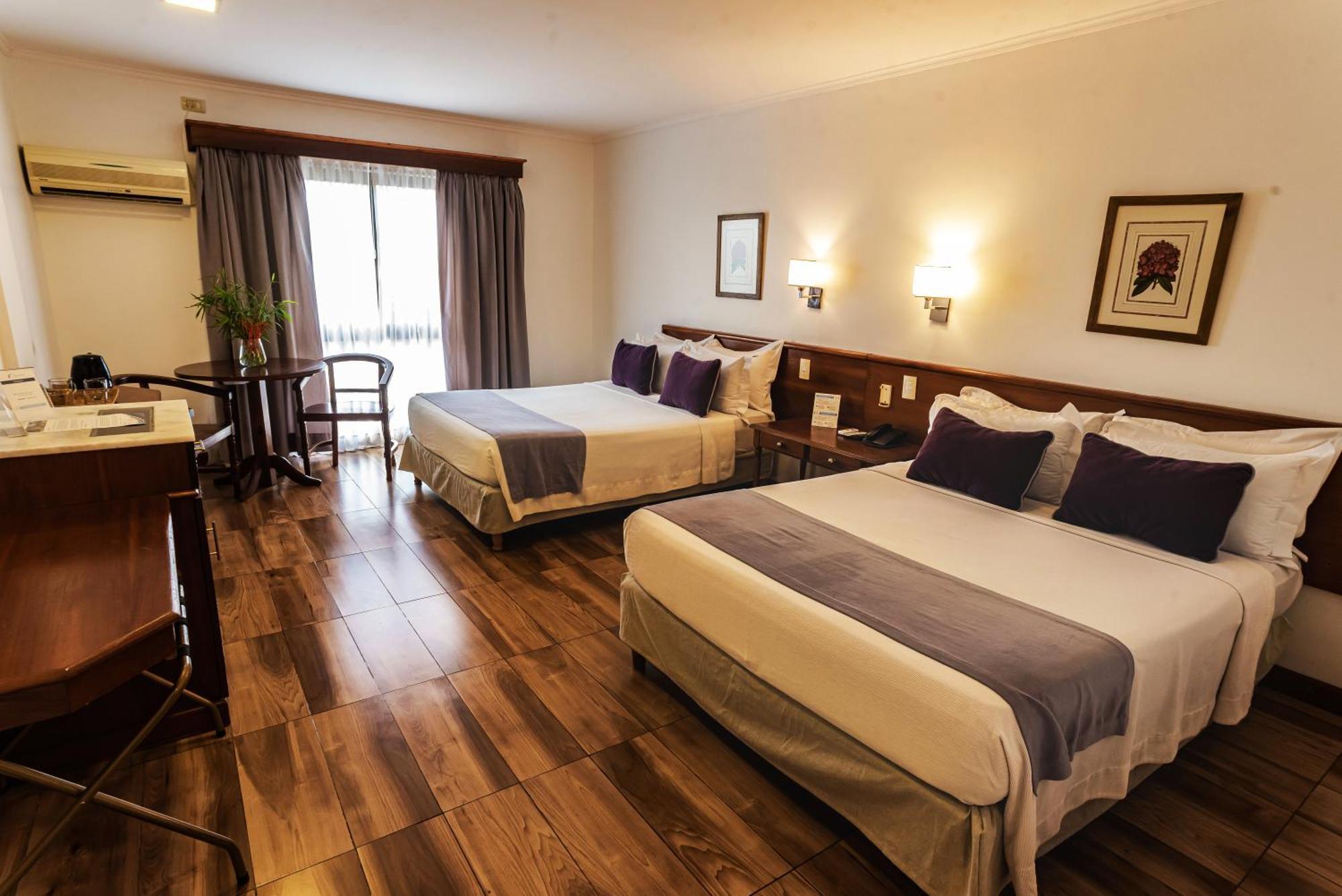 Hotel Saint George Puerto Iguazú Exteriör bild