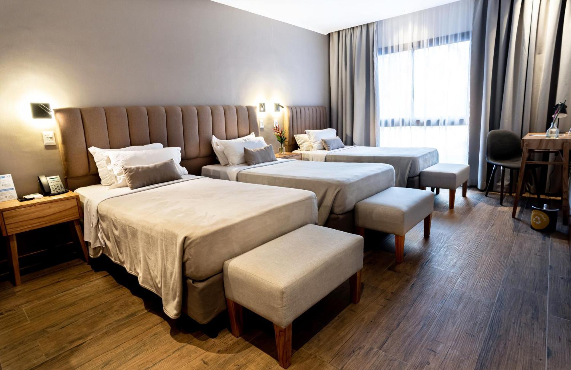 Hotel Saint George Puerto Iguazú Exteriör bild