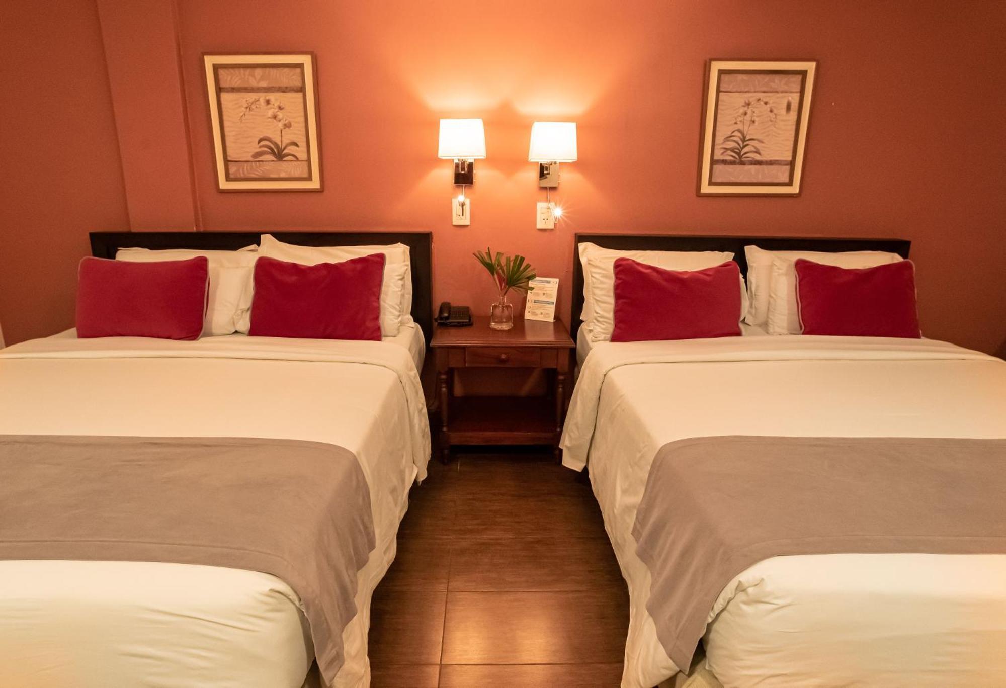 Hotel Saint George Puerto Iguazú Exteriör bild