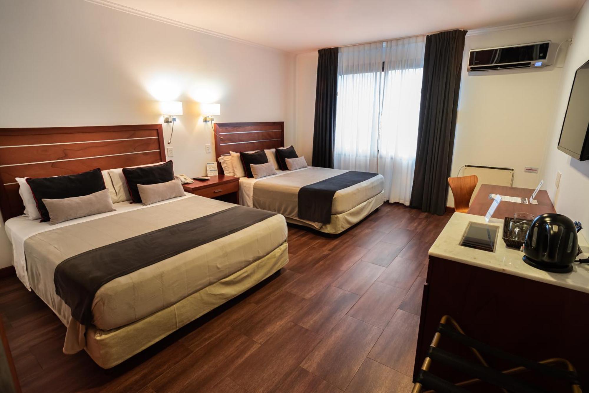 Hotel Saint George Puerto Iguazú Exteriör bild